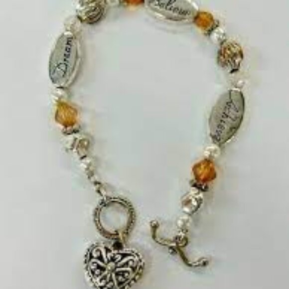 Believe and achieve bracelet!!! - Picture 1 of 2